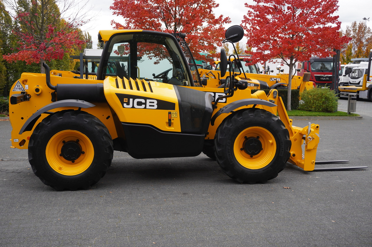 JCB 531-70 / 900 MTH telescopic charger! / 3.1 T / 7 M - جرافة ذات عجلات تلسكوبية: صورة 5 JCB 531-70 / 900 MTH telescopic charger! / 3.1 T / 7 M - جرافة ذات عجلات تلسكوبية: صورة 5