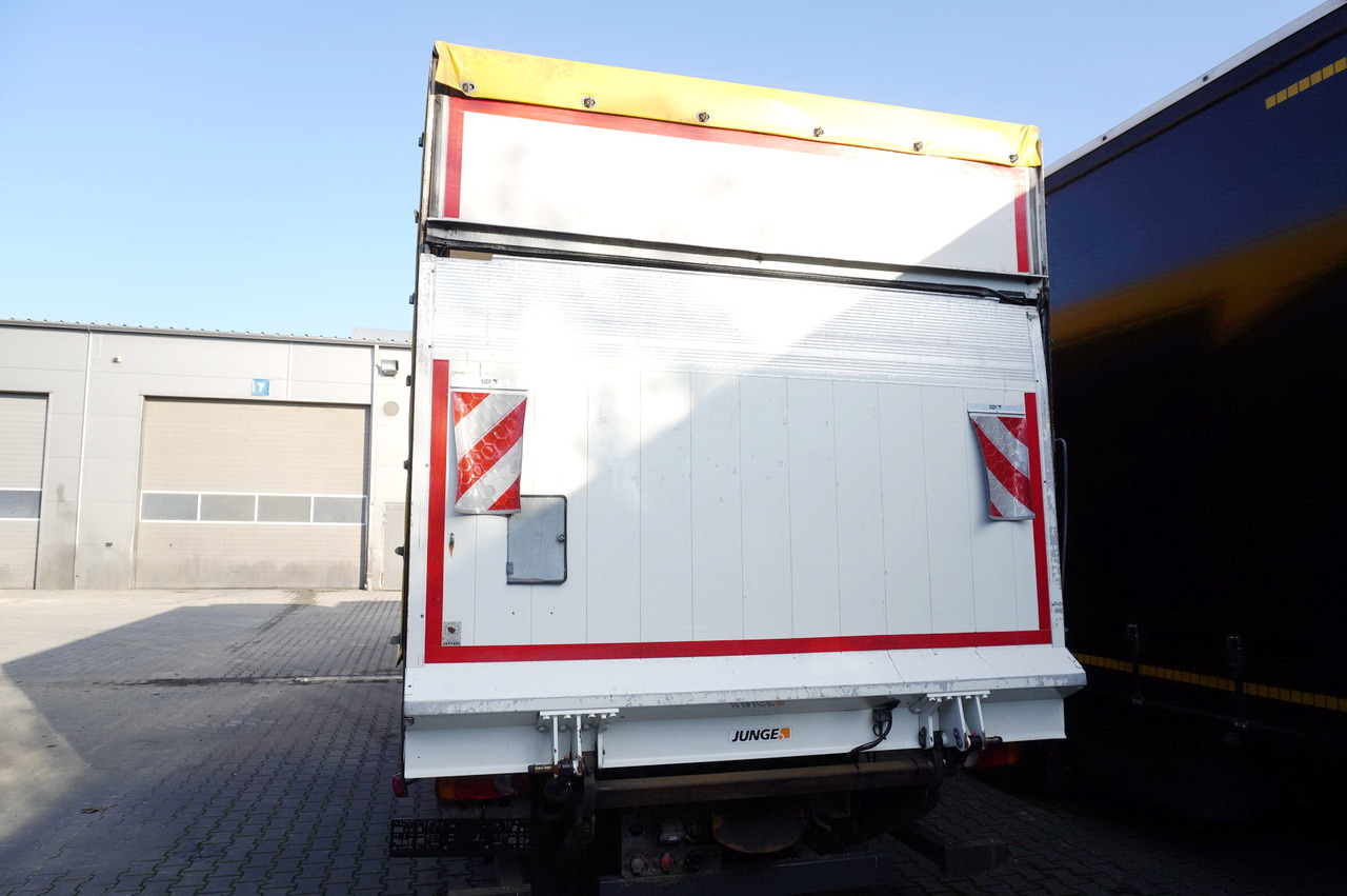 JUNGE Body Tarpaulin JUNGE / 18 Europallets / 2015 - حاوية ذات ستائر جانبية: صورة 5 JUNGE Body Tarpaulin JUNGE / 18 Europallets / 2015 - حاوية ذات ستائر جانبية: صورة 5