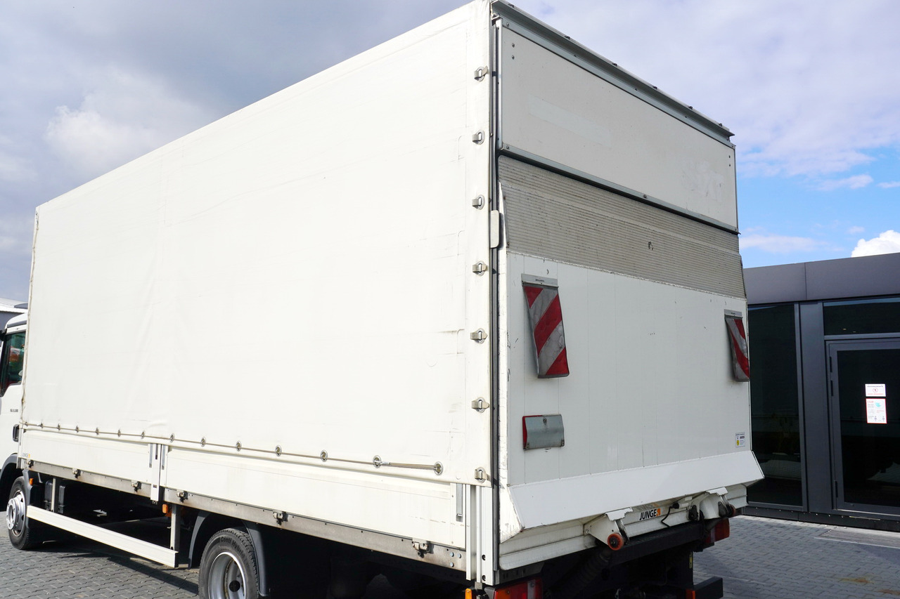 JUNGE Tarpaulin body + lift Dhollandia 1000 kg - حاوية ذات ستائر جانبية: صورة 4 JUNGE Tarpaulin body + lift Dhollandia 1000 kg - حاوية ذات ستائر جانبية: صورة 4
