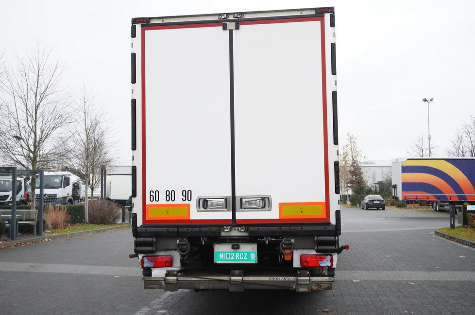 LAMBERET refrigerated semi-trailer / Carrier Vector 1550 unit - نصف مقطورة للتبريد: صورة 5 LAMBERET refrigerated semi-trailer / Carrier Vector 1550 unit - نصف مقطورة للتبريد: صورة 5