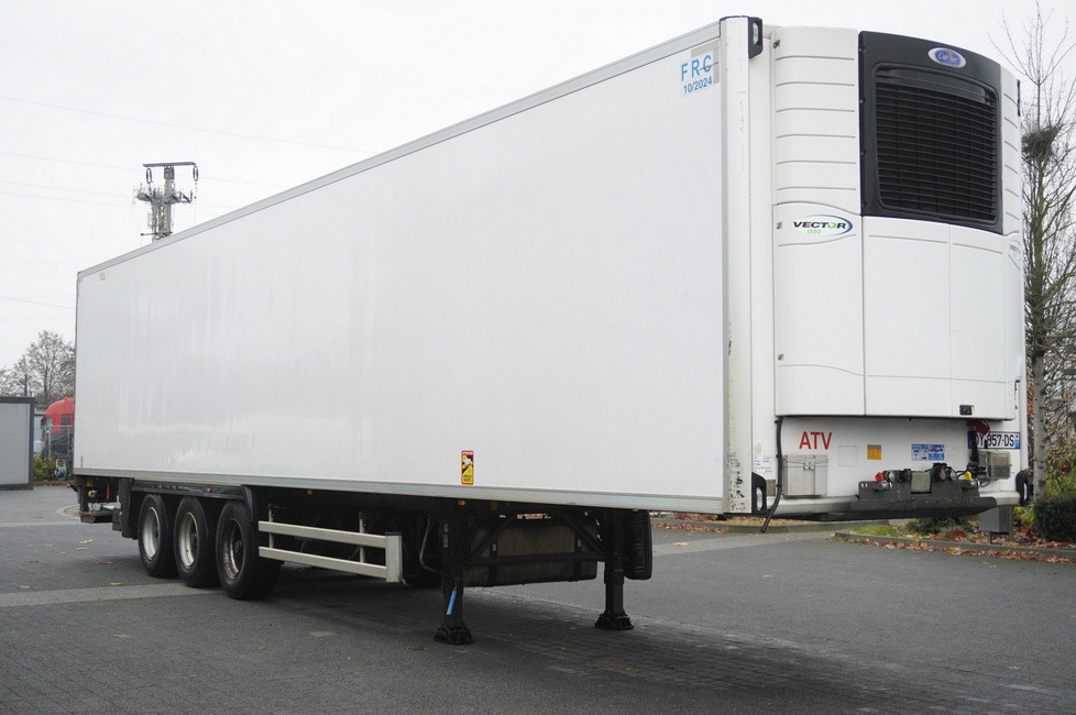 LAMBERET refrigerated semi-trailer / Carrier Vector 1550 unit - نصف مقطورة للتبريد: صورة 1 LAMBERET refrigerated semi-trailer / Carrier Vector 1550 unit - نصف مقطورة للتبريد: صورة 1