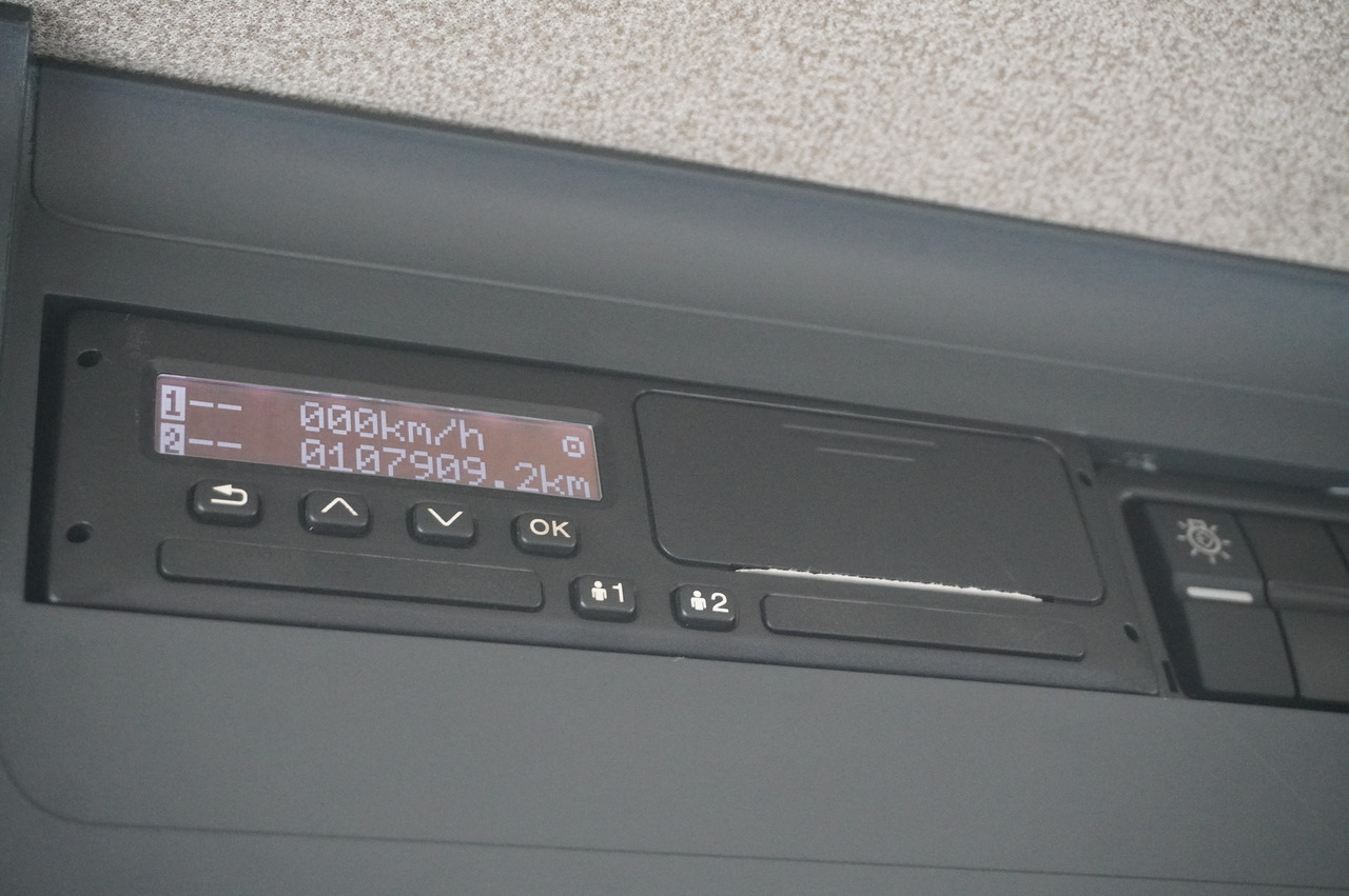 MAN TGL 12.190 / CHEREAU Refrigerator 18 PAL multitemperature / Thermoking T-1200R / 100,000 km - شاحنة ذات مبرد: صورة 2 MAN TGL 12.190 / CHEREAU Refrigerator 18 PAL multitemperature / Thermoking T-1200R / 100,000 km - شاحنة ذات مبرد: صورة 2
