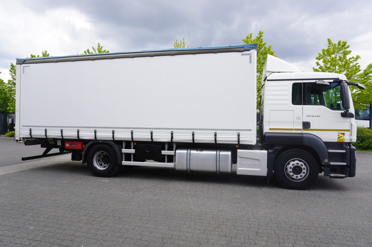 MAN TGS 18.440 / 19 EPAL curtainsider / Sleeper cab - شاحنة ذات ستائر جانبية: صورة 2 MAN TGS 18.440 / 19 EPAL curtainsider / Sleeper cab - شاحنة ذات ستائر جانبية: صورة 2