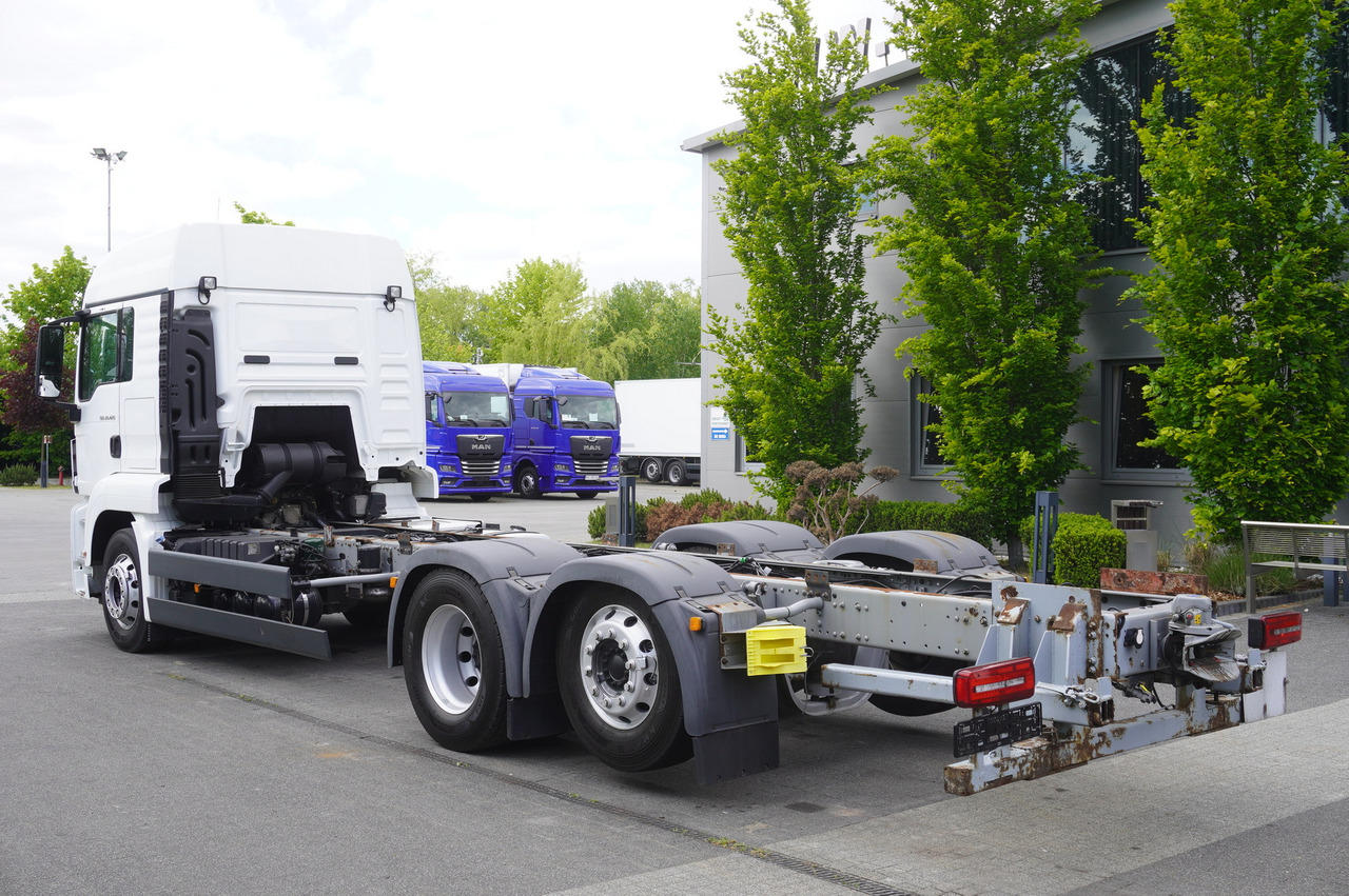 MAN TGS 26.420 / 7.5 m chassis / 14.5 t load cap. / Sleeping cab - شاحنة بهيكل معدني للمقصورة: صورة 3 MAN TGS 26.420 / 7.5 m chassis / 14.5 t load cap. / Sleeping cab - شاحنة بهيكل معدني للمقصورة: صورة 3