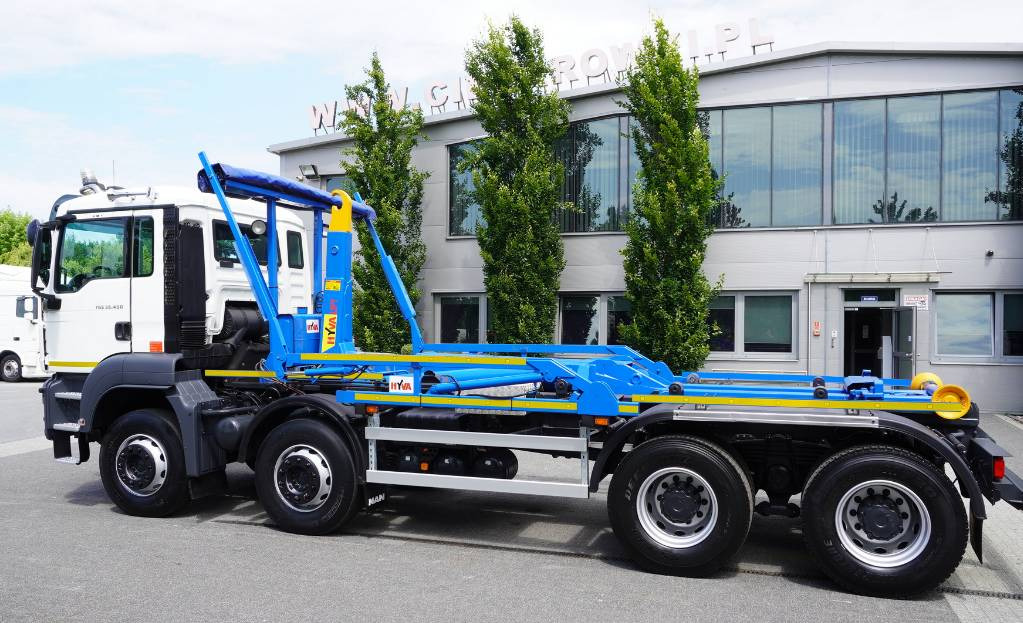 MAN TGS 35.400 8×4 HYVA LIFT 32.56 SE hooklift - شاحنة برافعة خطافية: صورة 5 MAN TGS 35.400 8×4 HYVA LIFT 32.56 SE hooklift - شاحنة برافعة خطافية: صورة 5