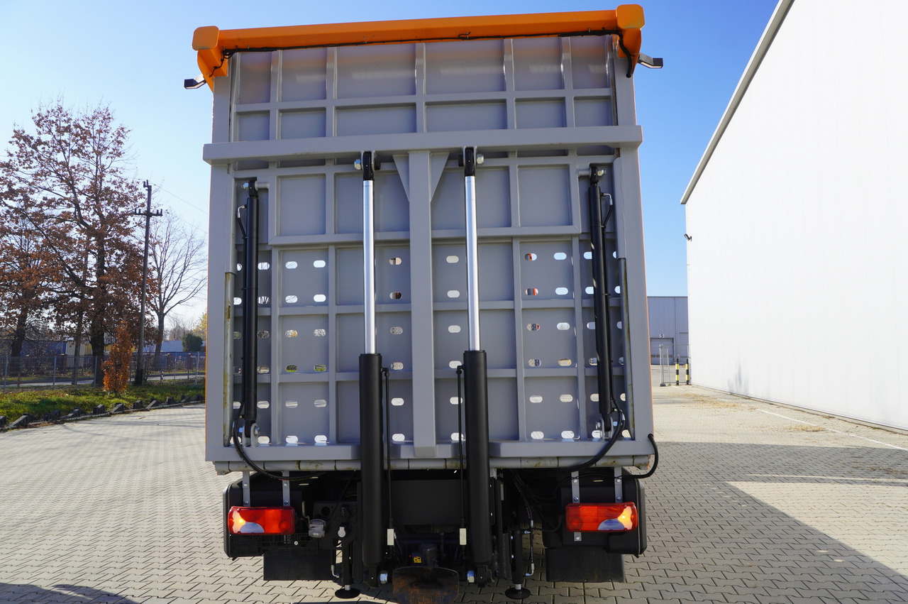 MAN TGX 26.500 6x2 E6 / NEW Tow truck superstructure 8.75 m / steered axle - شاحنة نقل سيارات شاحنة: صورة 4 MAN TGX 26.500 6x2 E6 / NEW Tow truck superstructure 8.75 m / steered axle - شاحنة نقل سيارات شاحنة: صورة 4