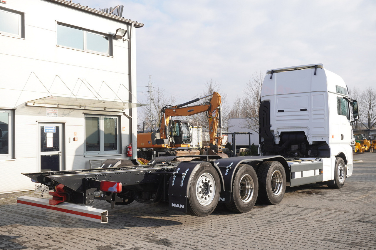 MAN TGX 35.580 E6 8x4/4 - 8.8m chassis frame - شاحنة بهيكل معدني للمقصورة: صورة 5 MAN TGX 35.580 E6 8x4/4 - 8.8m chassis frame - شاحنة بهيكل معدني للمقصورة: صورة 5