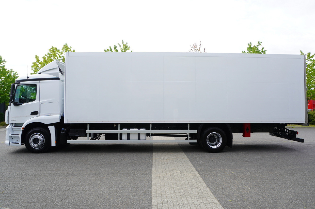 MERCEDES-BENZ Actros 1824 / Refrigerator 22 EPAL / Carrier Supra 850 / Sleeping cabin - شاحنة ذات مبرد: صورة 2 MERCEDES-BENZ Actros 1824 / Refrigerator 22 EPAL / Carrier Supra 850 / Sleeping cabin - شاحنة ذات مبرد: صورة 2
