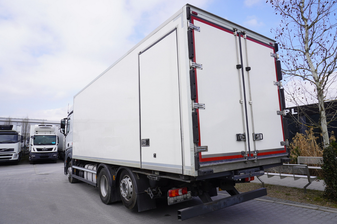 MERCEDES-BENZ Actros 2542 / GIGA cabin / Thermoking 1000R - شاحنة ذات مبرد: صورة 3 MERCEDES-BENZ Actros 2542 / GIGA cabin / Thermoking 1000R - شاحنة ذات مبرد: صورة 3