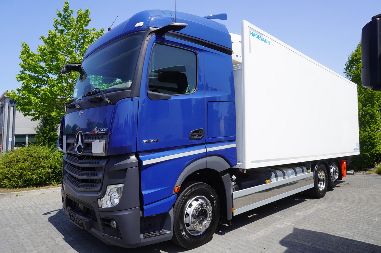 MERCEDES-BENZ Actros 2545 / 2021 / Hagemann refrigerator Multitemperature - شاحنة ذات مبرد: صورة 2 MERCEDES-BENZ Actros 2545 / 2021 / Hagemann refrigerator Multitemperature - شاحنة ذات مبرد: صورة 2