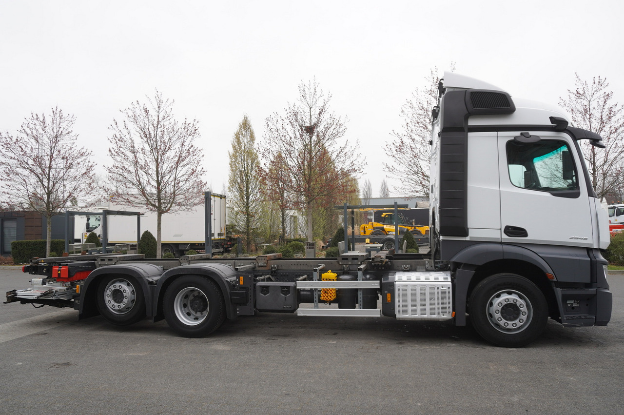 MERCEDES-BENZ Actros 2545 6×2 MP5 / ADR / several units - ناقلة حاويات/ شاحنة حاويات: صورة 2 MERCEDES-BENZ Actros 2545 6×2 MP5 / ADR / several units - ناقلة حاويات/ شاحنة حاويات: صورة 2