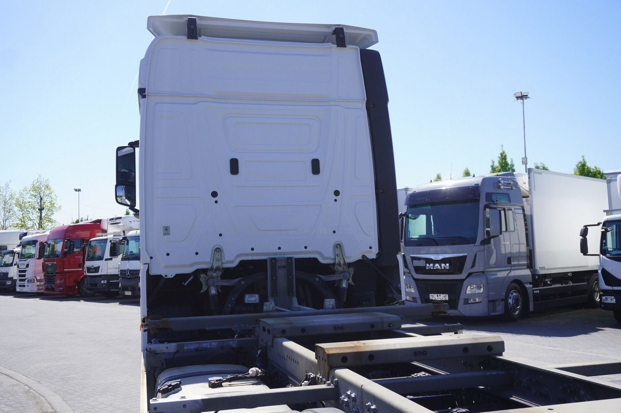 تأجير MERCEDES-BENZ Actros 2545 6×2 MP5 / Full ADR / BDF MERCEDES-BENZ Actros 2545 6×2 MP5 / Full ADR / BDF: صورة 11