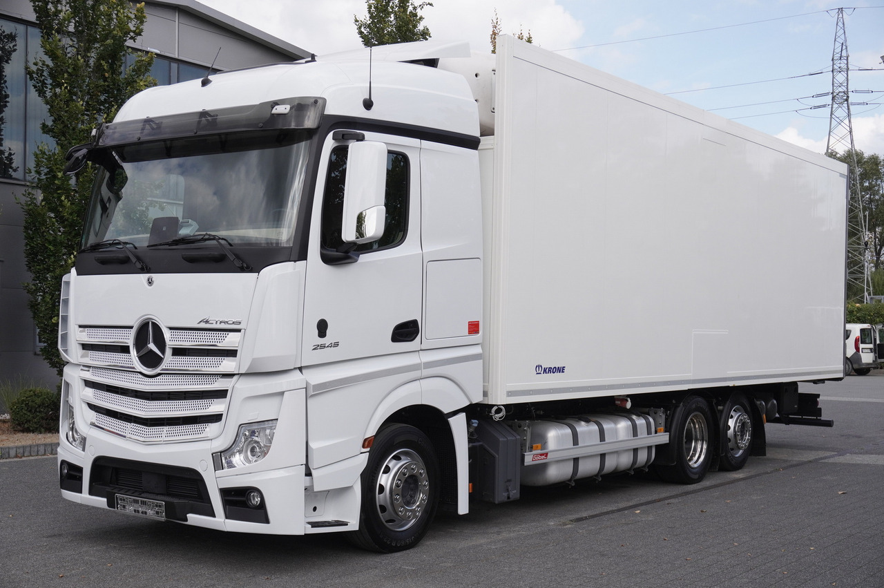 MERCEDES-BENZ Actros 2545 MP5 6×2 E6 / KRONE REFRIGERATOR 40 pallets Bitemperature Doppelstock / high 2.7m - شاحنة ذات مبرد: صورة 1 MERCEDES-BENZ Actros 2545 MP5 6×2 E6 / KRONE REFRIGERATOR 40 pallets Bitemperature Doppelstock / high 2.7m - شاحنة ذات مبرد: صورة 1