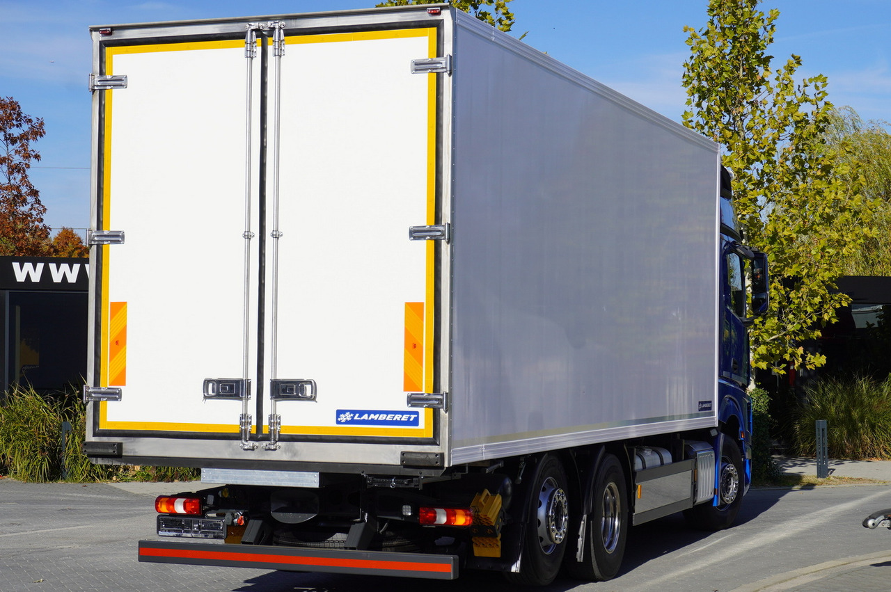 MERCEDES-BENZ Actros 2548 E6 / GIGA / Cab Lounge chair / Lamberet Refrigerator / Carrier Supra 950 - شاحنة ذات مبرد: صورة 3 MERCEDES-BENZ Actros 2548 E6 / GIGA / Cab Lounge chair / Lamberet Refrigerator / Carrier Supra 950 - شاحنة ذات مبرد: صورة 3