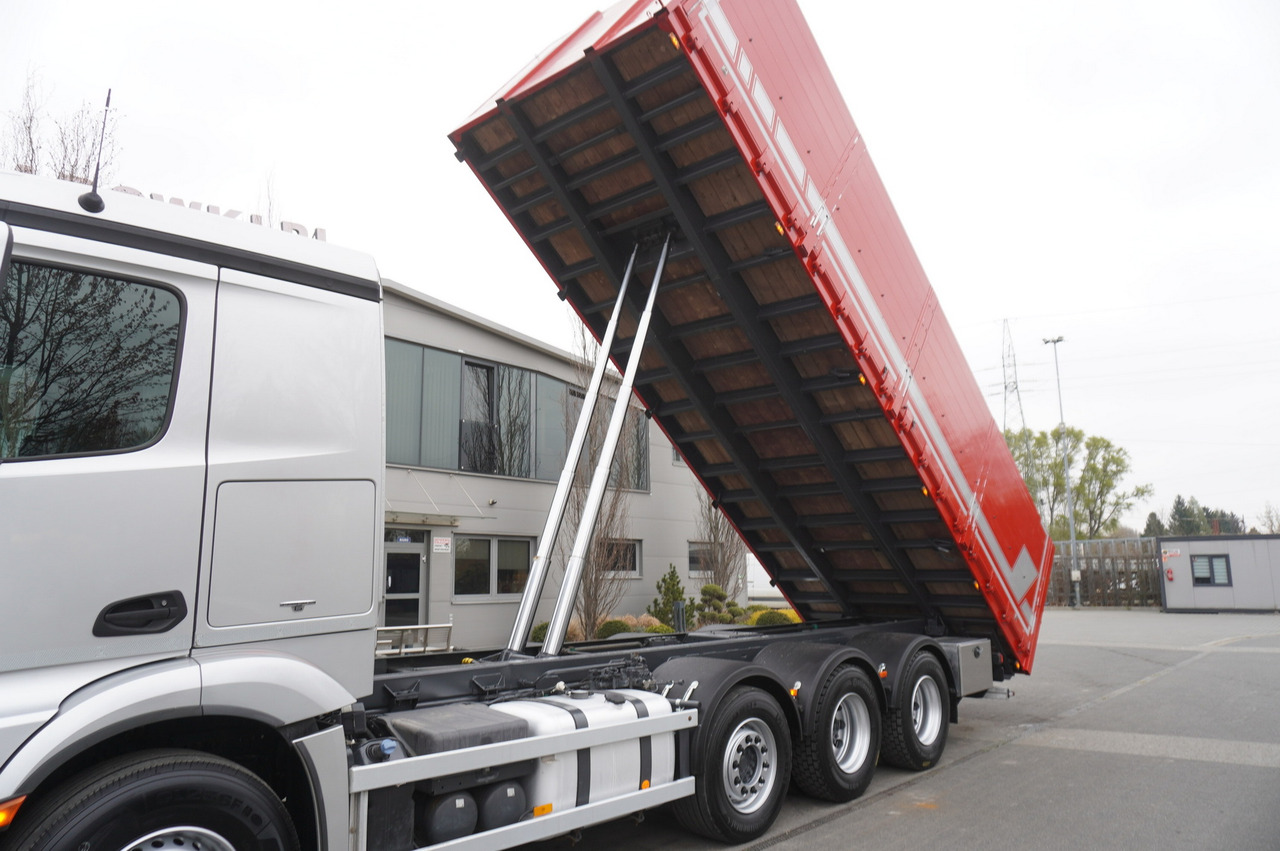 شاحنات مسطحة MERCEDES-BENZ Actros 3563 8x4 / Tipper for grain 20 t load capacity: صورة 15 شاحنات مسطحة MERCEDES-BENZ Actros 3563 8x4 / Tipper for grain 20 t load capacity: صورة 15