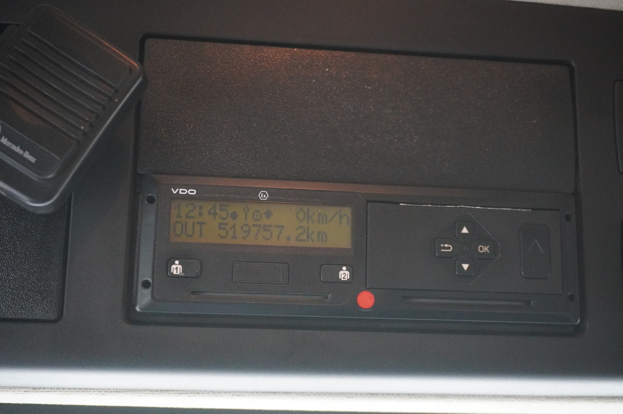 شاحنات مسطحة MERCEDES-BENZ Actros 3563 8x4 / Tipper for grain 20 t load capacity: صورة 26 شاحنات مسطحة MERCEDES-BENZ Actros 3563 8x4 / Tipper for grain 20 t load capacity: صورة 26