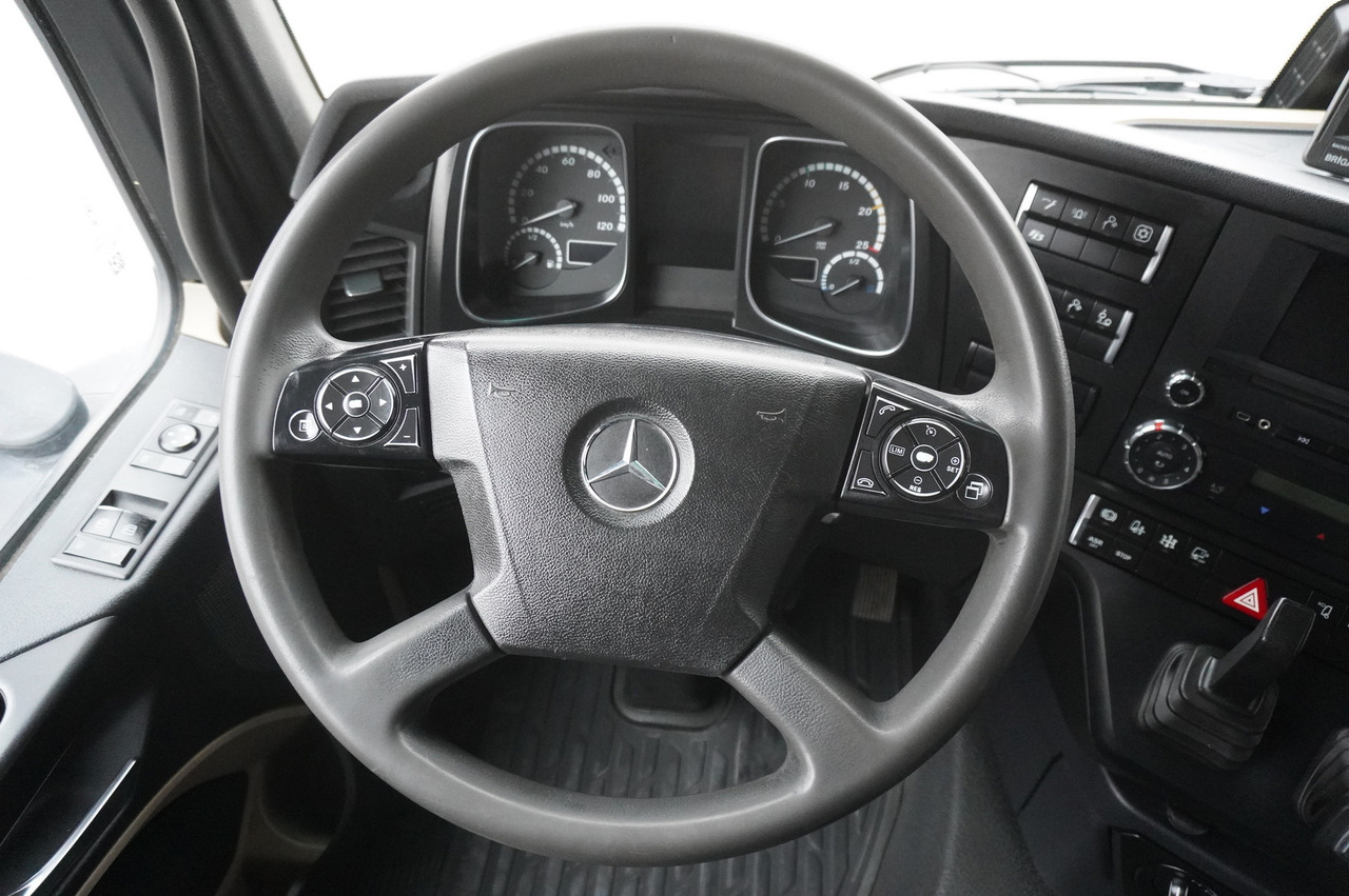 شاحنات مسطحة MERCEDES-BENZ Actros 3563 8x4 / Tipper for grain 20 t load capacity: صورة 31 شاحنات مسطحة MERCEDES-BENZ Actros 3563 8x4 / Tipper for grain 20 t load capacity: صورة 31