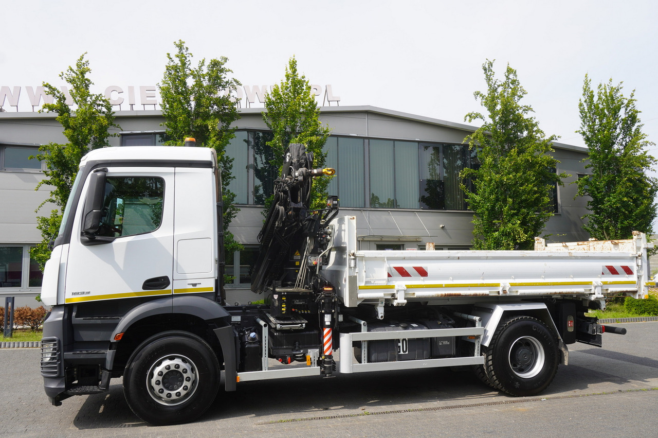 MERCEDES-BENZ Arocs 1833 / 87,000 km!!! / Hds HIAB X-DUO 128 B-2 / three-sided tipper - شاحنة كرين, شاحنة كرين: صورة 5 MERCEDES-BENZ Arocs 1833 / 87,000 km!!! / Hds HIAB X-DUO 128 B-2 / three-sided tipper - شاحنة كرين, شاحنة كرين: صورة 5