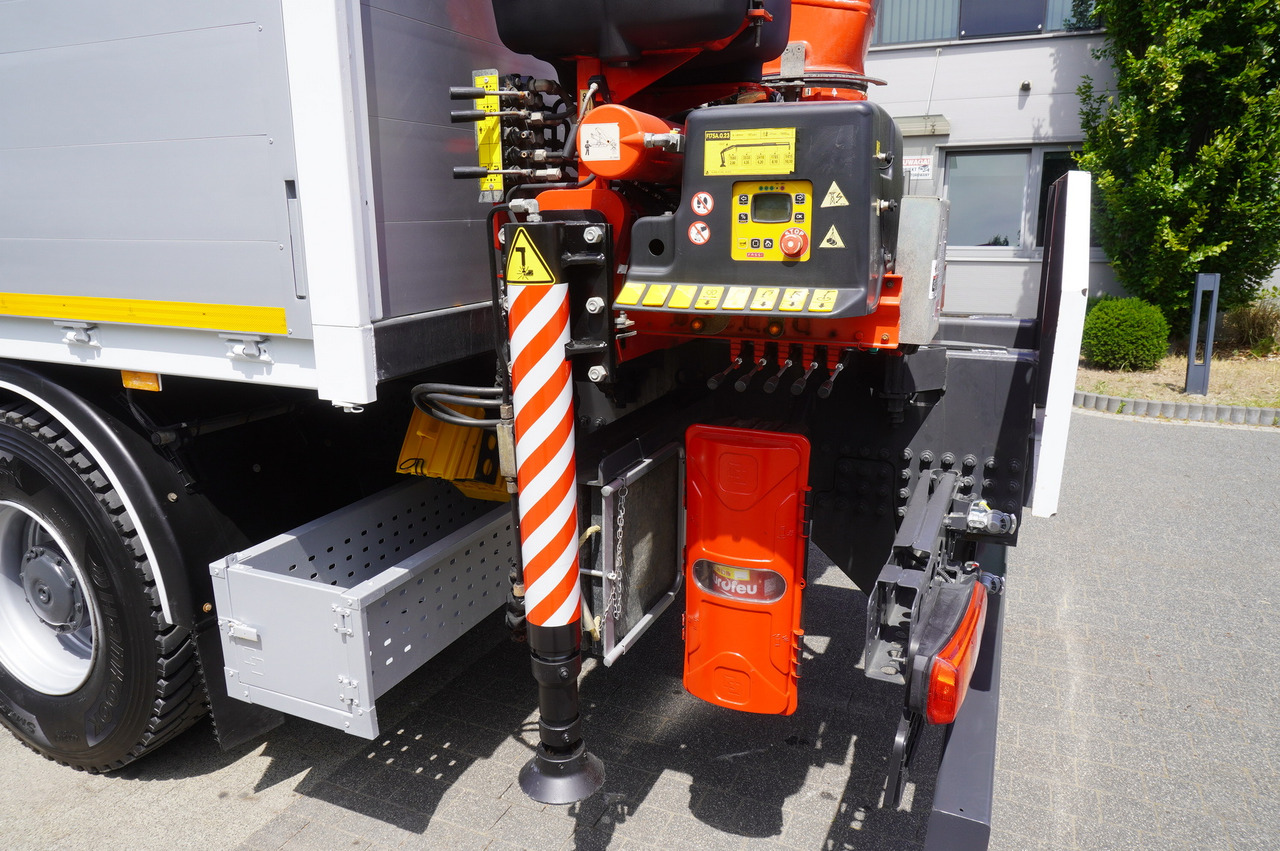شاحنة كرين MERCEDES-BENZ Arocs 2633 flatbed truck / Crane FASSI F155A.0.23 / REMOTE CONTROL / 230,000 km: صورة 12