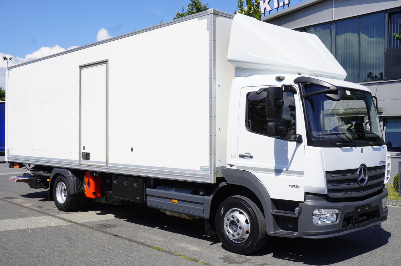 MERCEDES-BENZ Atego 1318 E6 / 20 pallet container / lift / 90 thousand km !!! - شاحنة صندوقية: صورة 1 MERCEDES-BENZ Atego 1318 E6 / 20 pallet container / lift / 90 thousand km !!! - شاحنة صندوقية: صورة 1