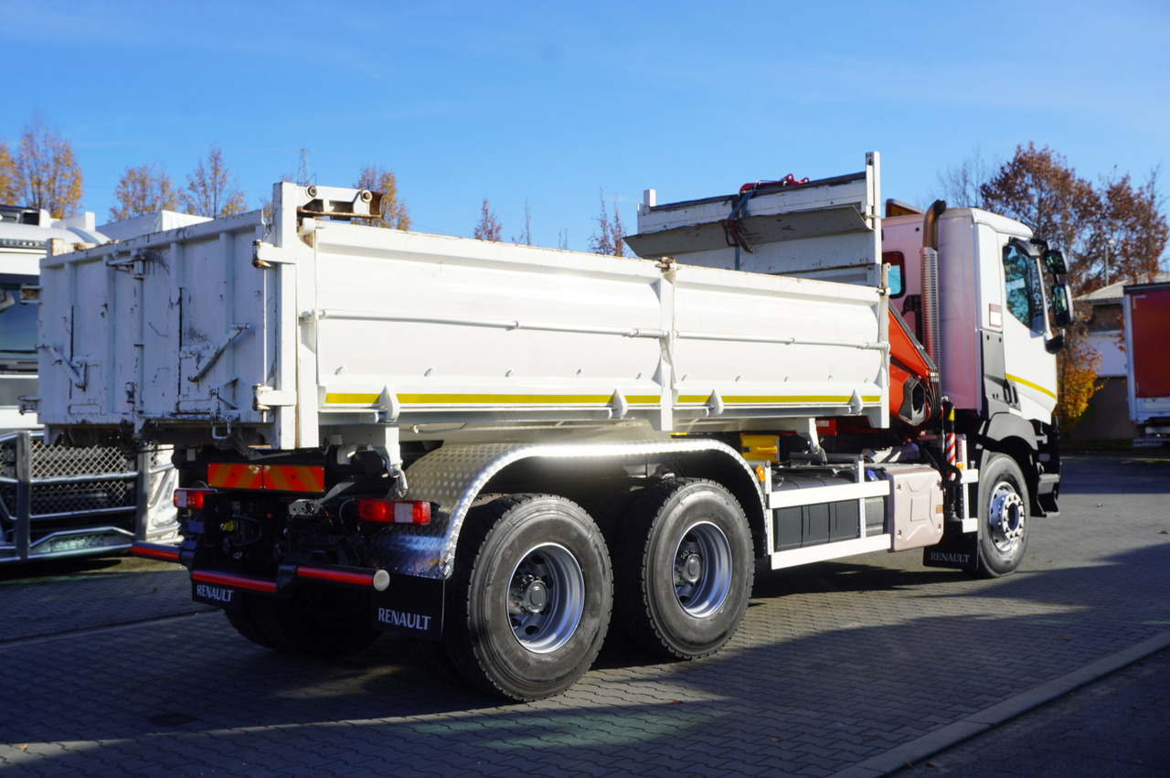 RENAULT C380 E6 6×4 / HDS Fassi F135 2700 MTH / Range 8 m / 5.6 t lifting capacity / 3-side tipper / Bortmatic - شاحنة قلاب, شاحنة كرين: صورة 4 RENAULT C380 E6 6×4 / HDS Fassi F135 2700 MTH / Range 8 m / 5.6 t lifting capacity / 3-side tipper / Bortmatic - شاحنة قلاب, شاحنة كرين: صورة 4