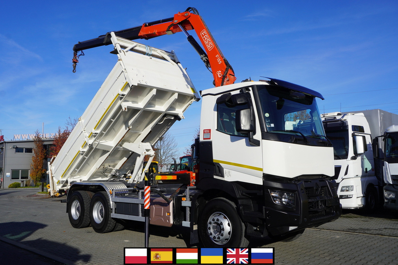 RENAULT C380 E6 6×4 / HDS Fassi F135 2700 MTH / Range 8 m / 5.6 t lifting capacity / 3-side tipper / Bortmatic - شاحنة كرين: صورة 1 RENAULT C380 E6 6×4 / HDS Fassi F135 2700 MTH / Range 8 m / 5.6 t lifting capacity / 3-side tipper / Bortmatic - شاحنة كرين: صورة 1