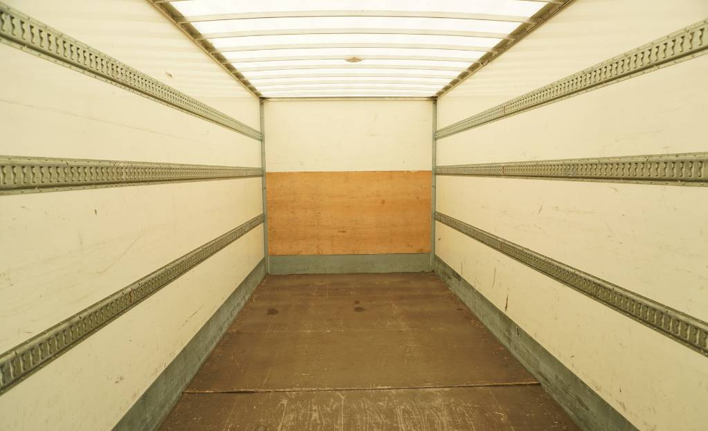 RENAULT D12 E6 / Container 18 pallets / tail lift - شاحنة صندوقية: صورة 5 RENAULT D12 E6 / Container 18 pallets / tail lift - شاحنة صندوقية: صورة 5