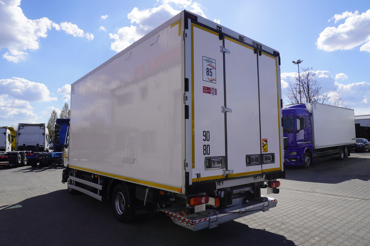 RENAULT D12 / Lamberet refrigerated truck / Dhollandia tail lift 1500 kg / 130 thousand km !! - شاحنة ذات مبرد: صورة 5 RENAULT D12 / Lamberet refrigerated truck / Dhollandia tail lift 1500 kg / 130 thousand km !! - شاحنة ذات مبرد: صورة 5