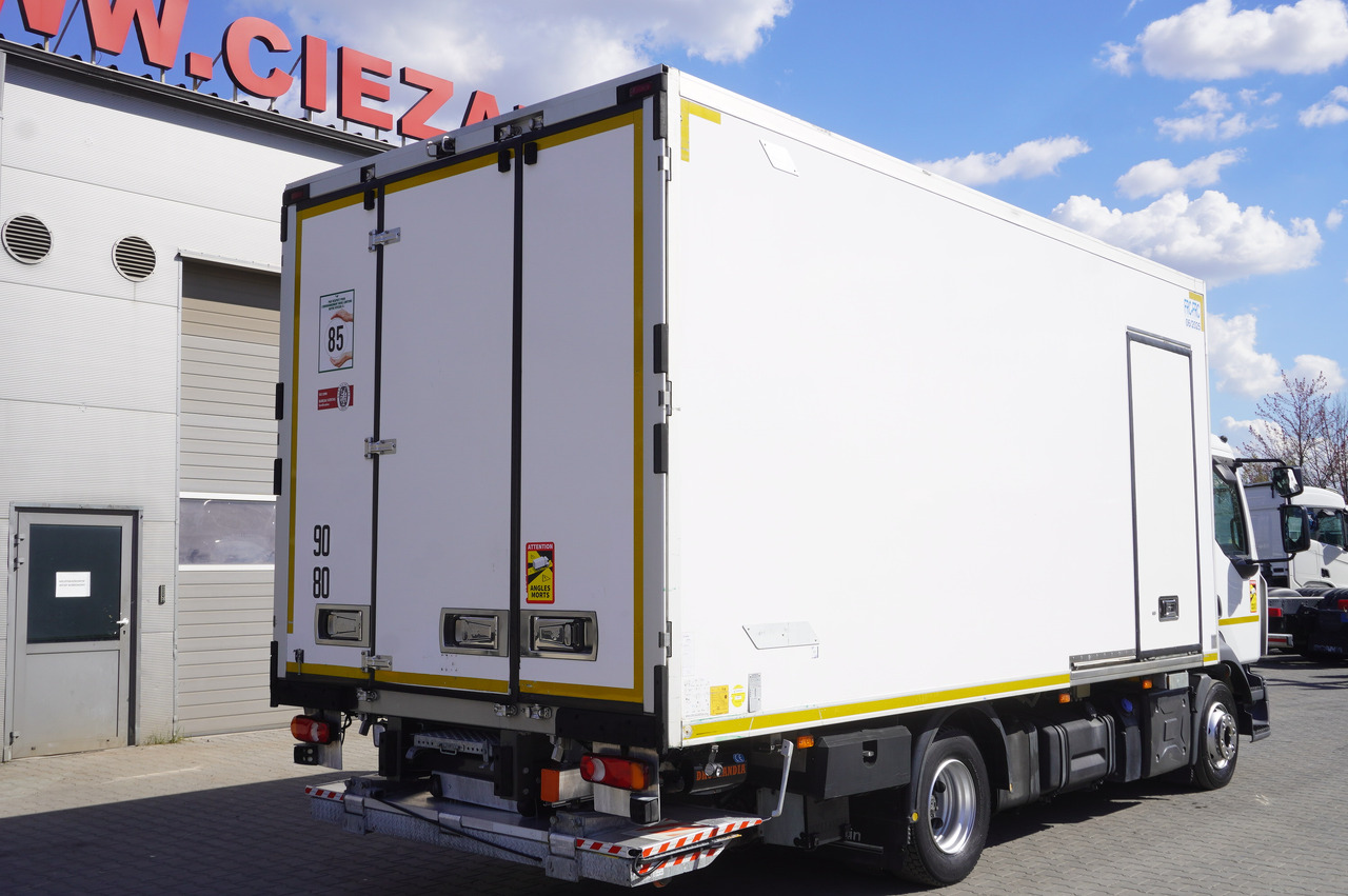 RENAULT D12 / Lamberet refrigerated truck / Dhollandia tail lift 1500 kg / 130 thousand km !! - شاحنة ذات مبرد: صورة 3 RENAULT D12 / Lamberet refrigerated truck / Dhollandia tail lift 1500 kg / 130 thousand km !! - شاحنة ذات مبرد: صورة 3