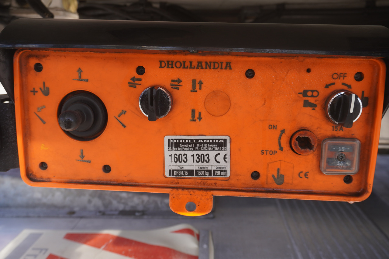 تأجير RENAULT D12 / Lamberet refrigerated truck / Dhollandia tail lift 1500 kg / 130 thousand km !! RENAULT D12 / Lamberet refrigerated truck / Dhollandia tail lift 1500 kg / 130 thousand km !!: صورة 6 تأجير RENAULT D12 / Lamberet refrigerated truck / Dhollandia tail lift 1500 kg / 130 thousand km !! RENAULT D12 / Lamberet refrigerated truck / Dhollandia tail lift 1500 kg / 130 thousand km !!: صورة 6