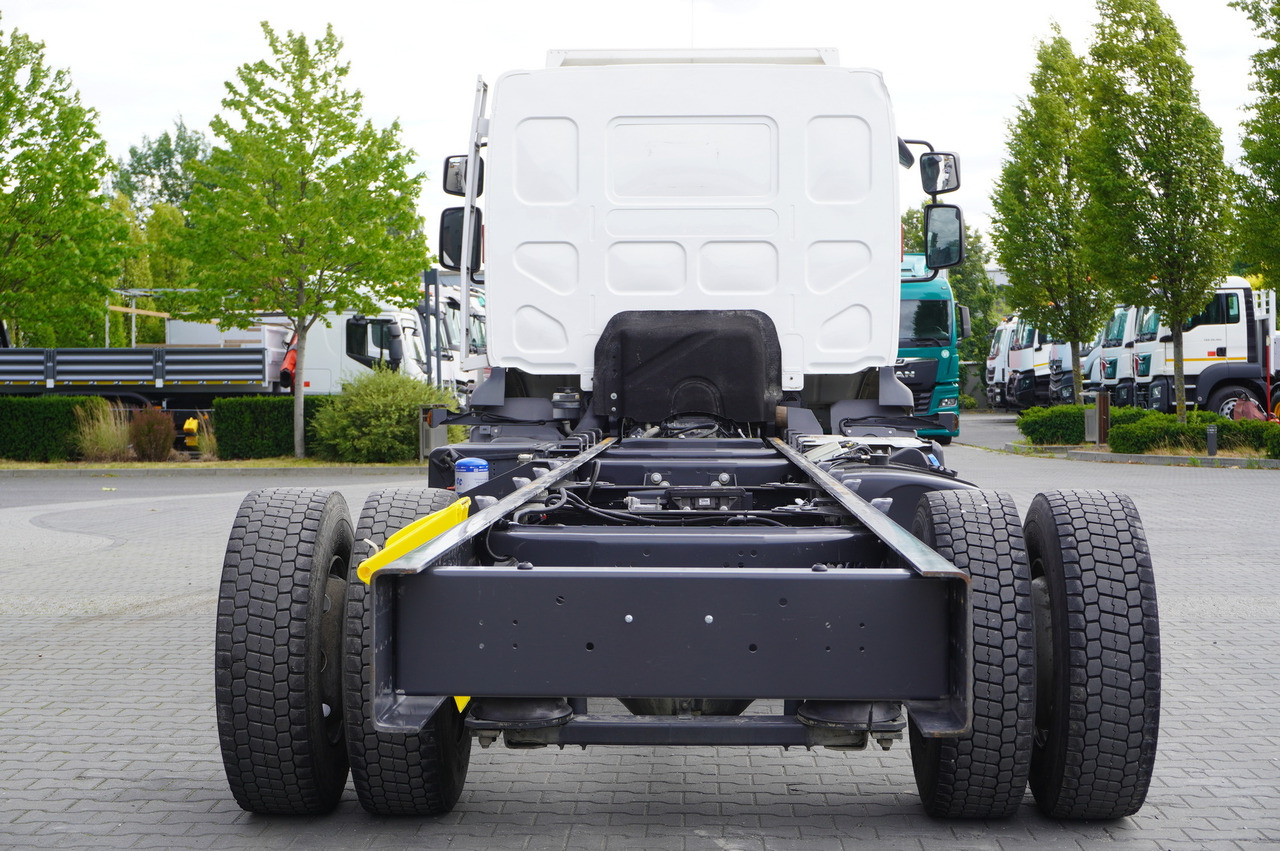 RENAULT D16 / Chassis 7.1 m / Differential lock - شاحنة بهيكل معدني للمقصورة: صورة 4 RENAULT D16 / Chassis 7.1 m / Differential lock - شاحنة بهيكل معدني للمقصورة: صورة 4