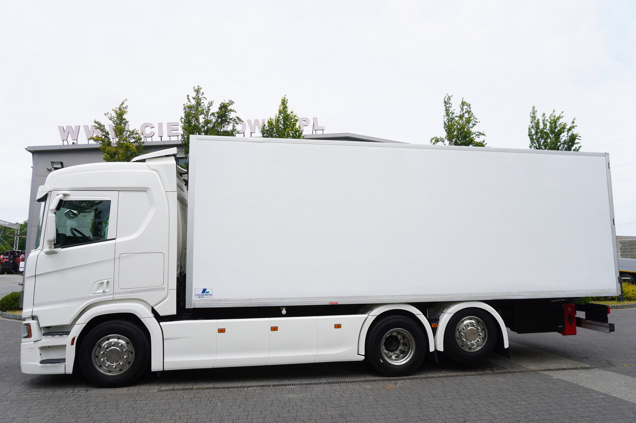 SCANIA R500 / Lecapitaine refrigerator / Carrier Supra 950 / steered 3rd axle - شاحنة ذات مبرد: صورة 2 SCANIA R500 / Lecapitaine refrigerator / Carrier Supra 950 / steered 3rd axle - شاحنة ذات مبرد: صورة 2