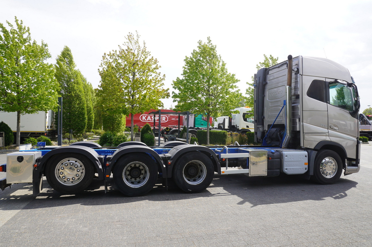 شاحنة كرين VOLVO FH16 750 8x4x4 / 750 HP! / Frame 685 cm / Steered 4th axle: صورة 6 شاحنة كرين VOLVO FH16 750 8x4x4 / 750 HP! / Frame 685 cm / Steered 4th axle: صورة 6