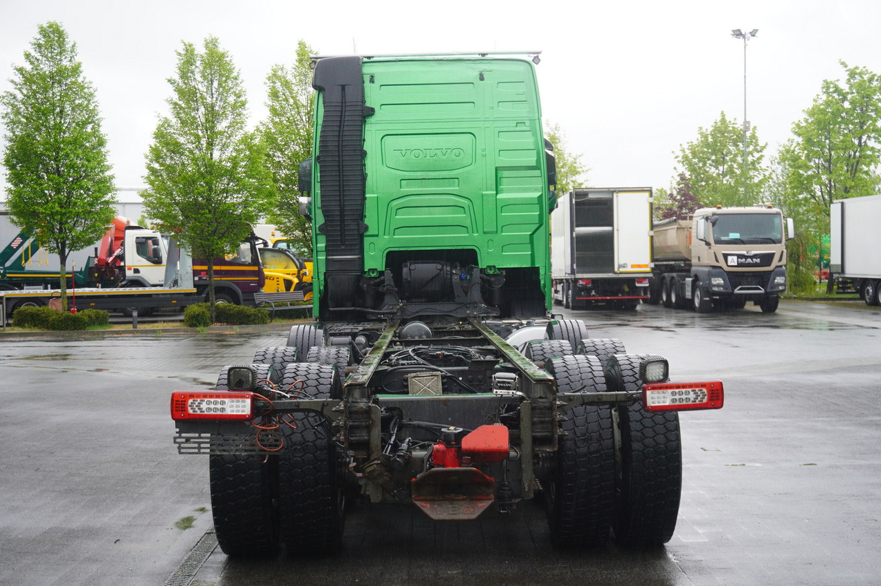 VOLVO Volvo FH16 750 8×4 / 750 HP! / 7.2 m chassis - شاحنة بهيكل معدني للمقصورة: صورة 4 VOLVO Volvo FH16 750 8×4 / 750 HP! / 7.2 m chassis - شاحنة بهيكل معدني للمقصورة: صورة 4