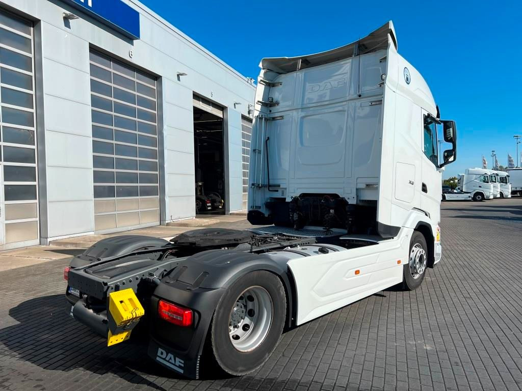 DAF XG 480 FT TraXon ZF-Intarder 2x Tank 1.195 Liter - رأس تريلا: صورة 4 DAF XG 480 FT TraXon ZF-Intarder 2x Tank 1.195 Liter - رأس تريلا: صورة 4