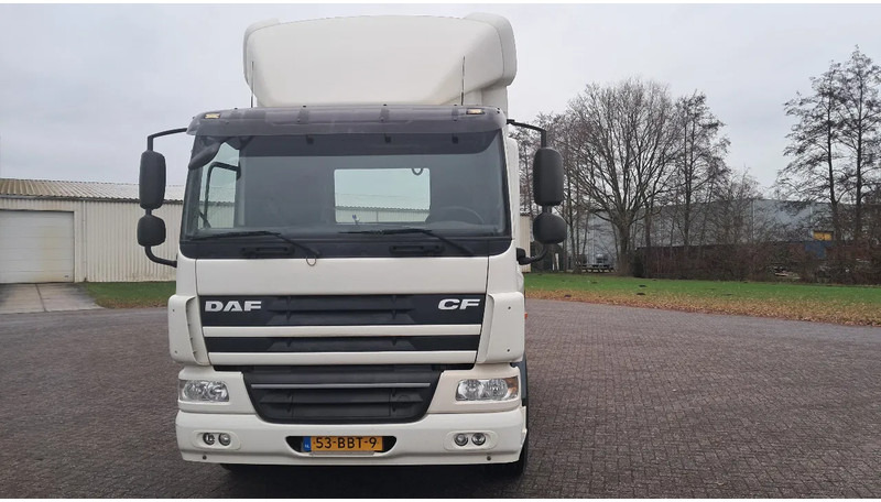 DAF CF 75 310 Daycabin Manual Euro 5 - رأس تريلا: صورة 2 DAF CF 75 310 Daycabin Manual Euro 5 - رأس تريلا: صورة 2