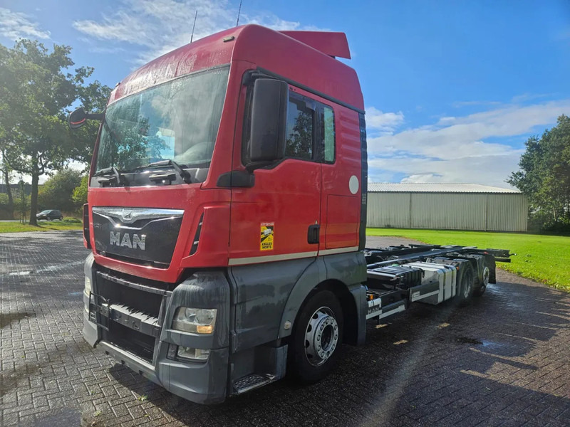 MAN TGX 24.400 6X2 BDF Euro 6 Kooiaap aansluiting - ناقلة حاويات/ شاحنة حاويات: صورة 1 MAN TGX 24.400 6X2 BDF Euro 6 Kooiaap aansluiting - ناقلة حاويات/ شاحنة حاويات: صورة 1