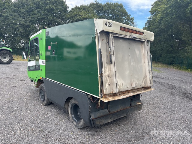2007 Hofmans HMF426 Sweeper Truck - سياره كنس شوارع: صورة 3 2007 Hofmans HMF426 Sweeper Truck - سياره كنس شوارع: صورة 3