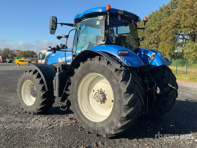 2014 New Holland T7.270AC 4WD Tractor - جرار: صورة 3 2014 New Holland T7.270AC 4WD Tractor - جرار: صورة 3