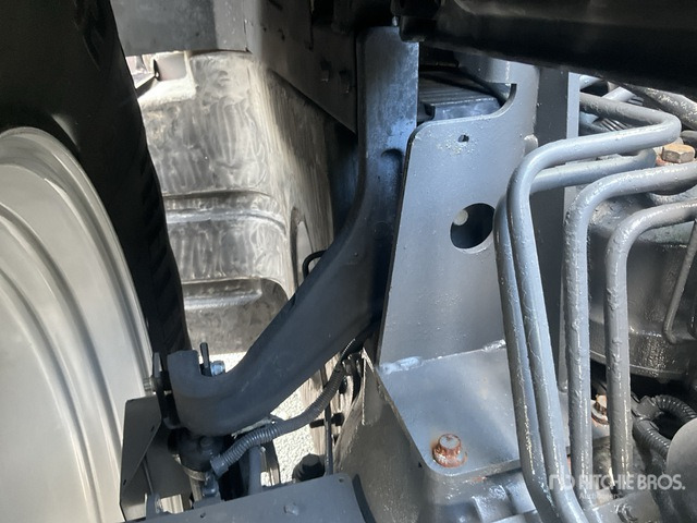 2015 Massey Ferguson 8737 4WD Tractor - جرار: صورة 3 2015 Massey Ferguson 8737 4WD Tractor - جرار: صورة 3