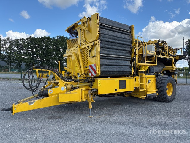2022 ROPA Keiler 2 Pull Type 2 Row Potato Harvester - حصادة البطاطس: صورة 2 2022 ROPA Keiler 2 Pull Type 2 Row Potato Harvester - حصادة البطاطس: صورة 2