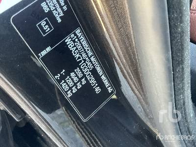 BMW 535 (Inoperable) - سيارة: صورة 5 BMW 535 (Inoperable) - سيارة: صورة 5
