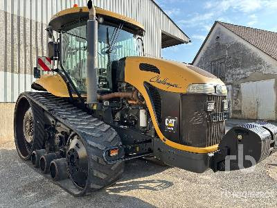 CHALLENGER MT765B - جرار مجنزر: صورة 1 CHALLENGER MT765B - جرار مجنزر: صورة 1
