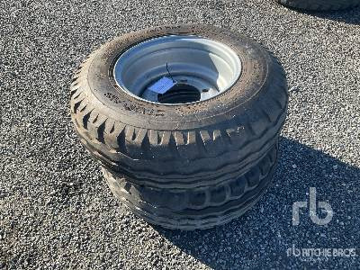 DELITIRE AW Quantity of (2) 260/75-15.3 (Un ... - عجلات: صورة 2 DELITIRE AW Quantity of (2) 260/75-15.3 (Un ... - عجلات: صورة 2