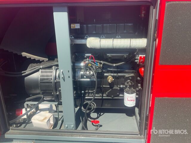 مجموعة المولد Devol VG-R30 Generator Set: صورة 6