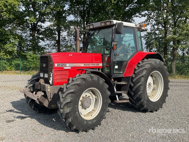 Massey Ferguson 8120 4WD Tractor - جرار: صورة 2 Massey Ferguson 8120 4WD Tractor - جرار: صورة 2