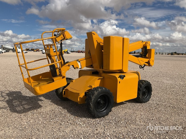 1999 Haulotte HA12D 2WD Diesel Articulating Boom Lift - مرفاع مفصلي: صورة 4 1999 Haulotte HA12D 2WD Diesel Articulating Boom Lift - مرفاع مفصلي: صورة 4