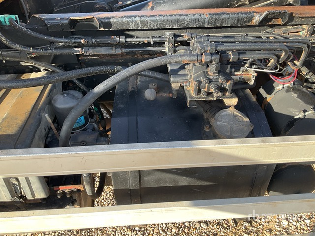 2001 Iveco 380EH 6x4 with Crane Rollback Truck - شاحنة برافعة خطافية, شاحنة كرين: صورة 5 2001 Iveco 380EH 6x4 with Crane Rollback Truck - شاحنة برافعة خطافية, شاحنة كرين: صورة 5