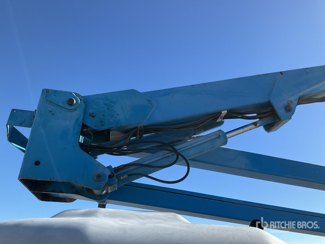 2003 Genie Z-45/25 4WD Diesel Articulating Boom Lift - مرفاع مفصلي: صورة 4 2003 Genie Z-45/25 4WD Diesel Articulating Boom Lift - مرفاع مفصلي: صورة 4