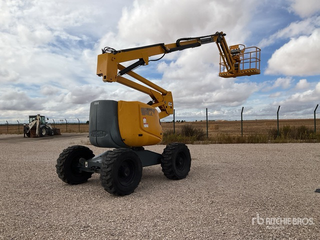 2003 Haulotte HA18PXNT 4WD Diesel Articulating Boom Lift - مرفاع مفصلي: صورة 3 2003 Haulotte HA18PXNT 4WD Diesel Articulating Boom Lift - مرفاع مفصلي: صورة 3